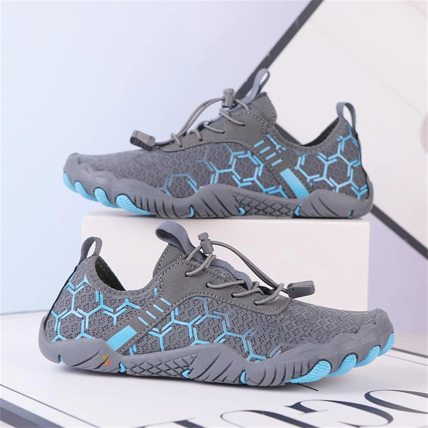 Hiking Shoes for Women Men Lightweight Non-Slip Barefoot Shoes Quick Dry Wide Toe Box Water Shoes Athletic Plaid Printed Water Shoes for Swimming Kayaking Surfing Running Exercising Climbing